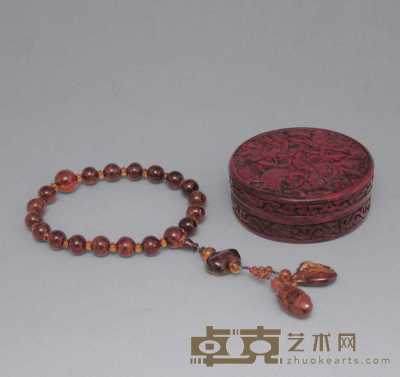 清 琥珀串珠，雕漆盒 高27cm